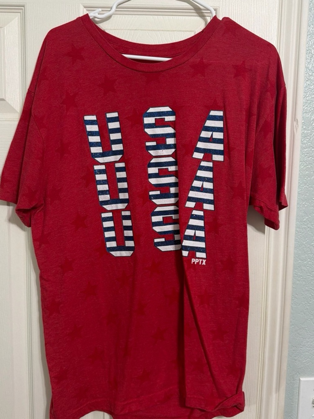 Boutique brand Red USA Graphic Tee with stars